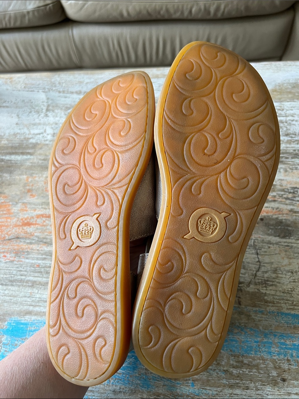 Børn Cove Modern Slide Sandal Gold Panna Cotta Size 10 - Picture 9 of 14